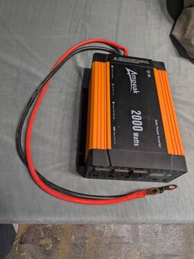 Ampeak Pv02k1-2 2000 W Power Inverter Input 12 Volts Output 120 Volt Ac 5 V 3.1 Amps Dc