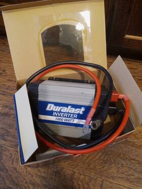 Duralast 693645018167 1000-watt Power Inverter - Used. Works Fine. Free Ship
