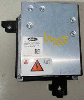 Hc3t-19g317-ag Ford Lc3t-18k810-be 2020 F550 Super Duty 400 Watt Power Inverter