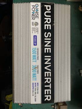 Gowise Power Ps1005-np 1500w/3000w Peak Pure Sine Wave Inverter With 3 Ac Outlets