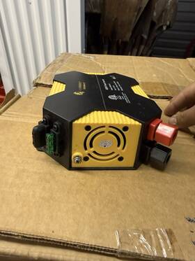 Lion Energy Mri4011lu Se Vende Inversor De Corriente Savanna Iv 400w