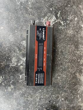 F-2000h Lvyuan Solar Smart King Power Supply Inverter - Model 1000w/2000w
