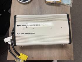 Csw2012-hmwx Magnum Energy Power Inverter Pure Sine Wave