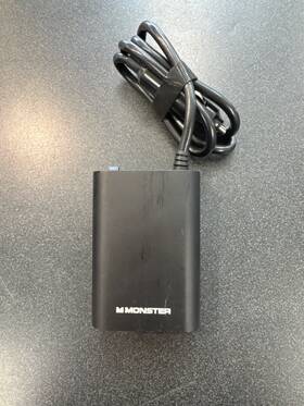 2mnca2207b0t2 Monster Power Outlet Inverter Cc2000772