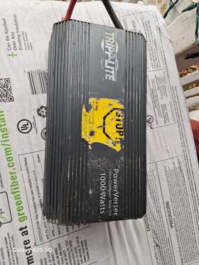 Tripp Lite 9636ay0pv611600138 1000 Watt Power Inverter With 4 Plugs