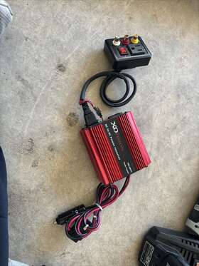 Xo50x Xo Vision 100 Watt Dc To Ac Inverter With A/v Panel Used